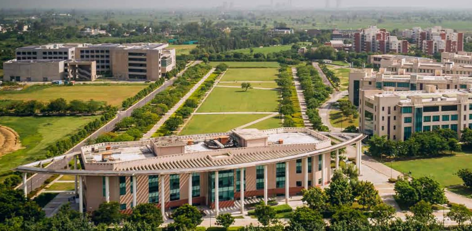 Shiv Nadar University, Greater Noida : Comprehensive Review (2024)